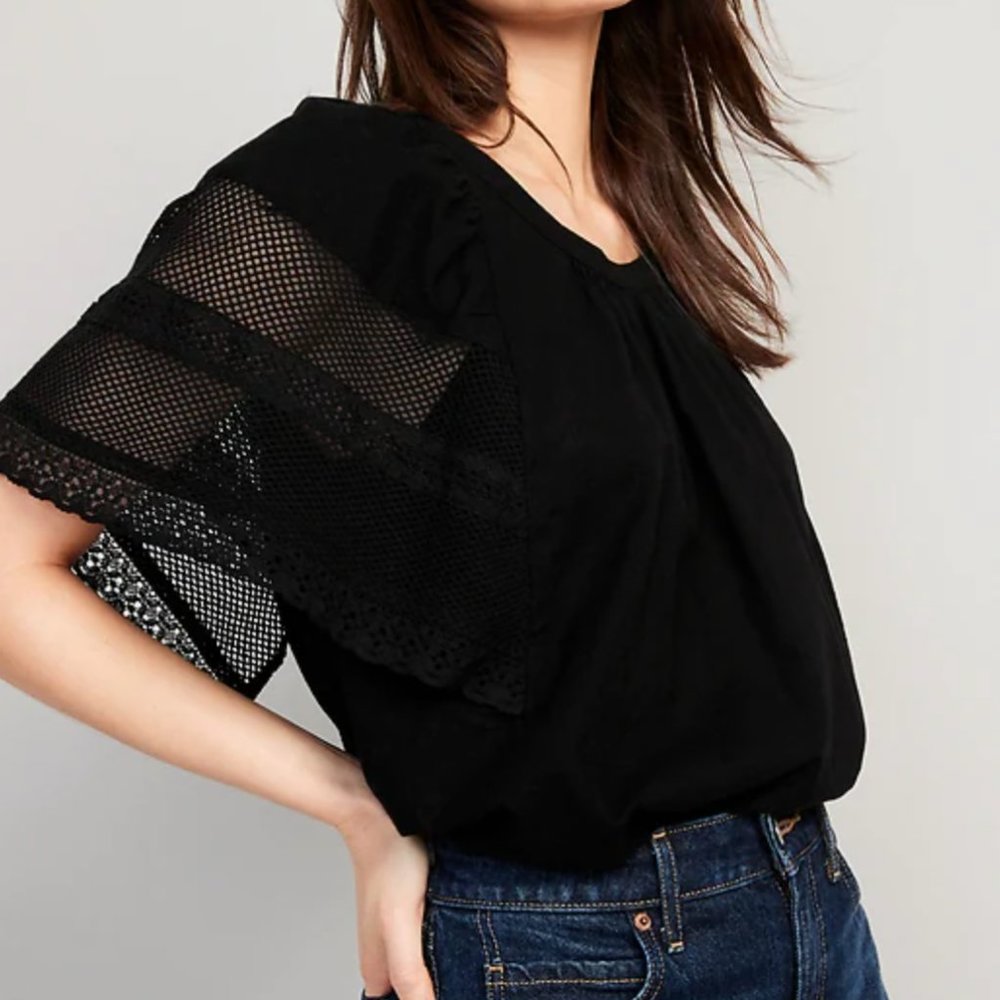 Crochet Flutter-Sleeve Swing Top